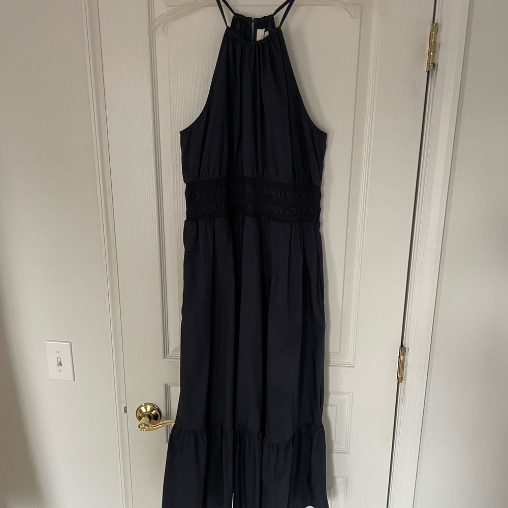 Navy sexy poplin dress! Great for summer events!